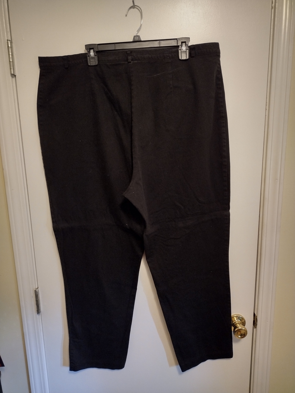 Black Women's Pants - Straight Silhouette - Picture 4 of 4